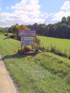 Our first small town on the journey: "Saint-Geneviève-lès-Gasny"